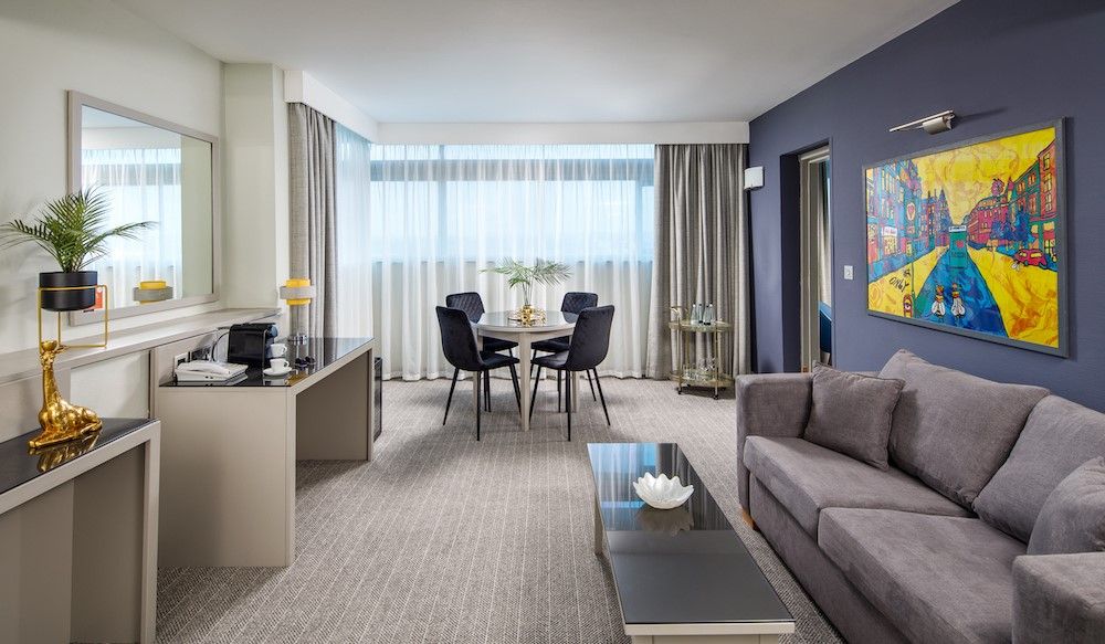 check-in-with-crypto-luxury-hotels-accepting-crypto-payments-s-hotels-and-resorts-2